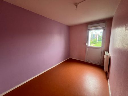 Location - Appartement T3 - 53 m² - Grand-Charmont - Photo 3
