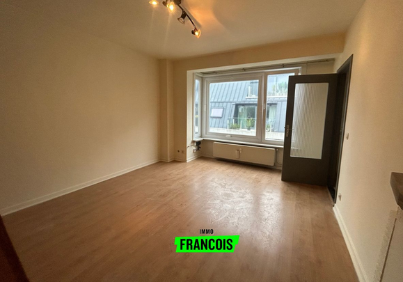 Compacte studio te huur in de Langestraat te Oostende! - Photo 1