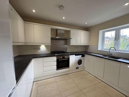 3 bedroom property to rent - Photo 4