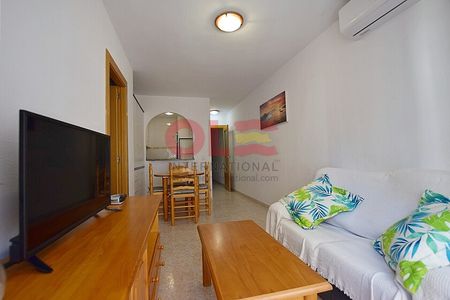 2 beds apartment 180 m. walk to Playa Los Locos * - Photo 4