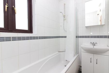 1 bedroom semi-detached house to rent - Photo 4