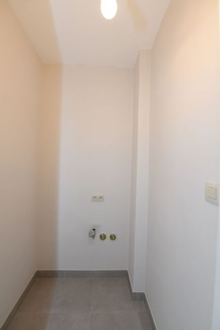 Gerenoveerd appartement met 2 slpk en frontaal zeezicht - Photo 5
