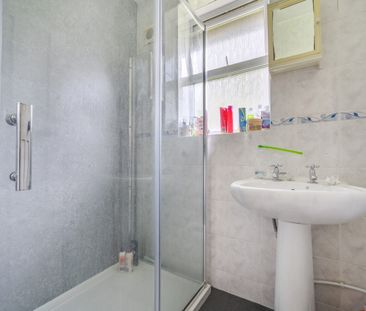 6 bedroom semi-detached house to rent - Photo 5