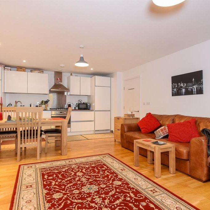 2 bedroom apartment to rent - Photo 1