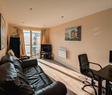 2 Bed Flat, Durnsford Road, SW19 - Photo 3