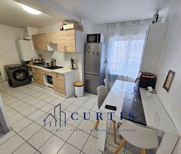 Location Appartement 2 pièces 41m² LE CHAMBON FEUGEROLLES 42500 - Photo 4