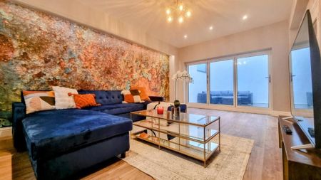 4 bedroom townhouse to rent - Photo 2