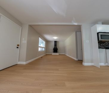 For Lease - 661 Annland Street, Pickering, Ontario - Photo 5