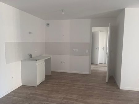 location Appartement T4 DE 81m² À BOBIGNY - Photo 5