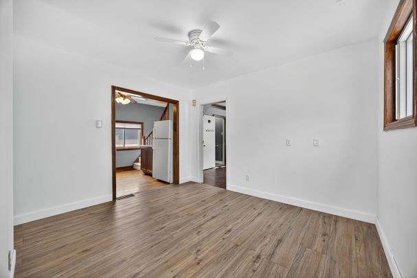 For Lease - 114 Burton Avenue, Barrie, Ontario - Photo 1