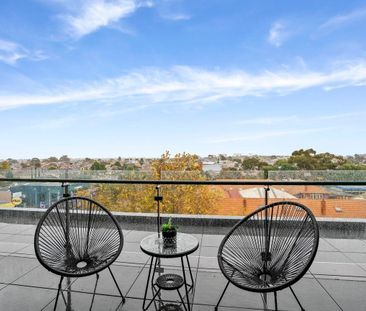 Modern living in the heart of Essendon North - Photo 6