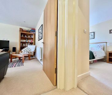 House share to rent - Photo 1