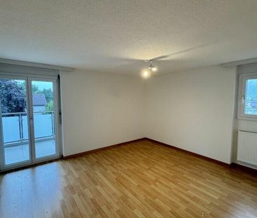 Wohlfühlende 4.5-Zimmerwohnung an ruhiger Lage mit sanierter Küche - Photo 1