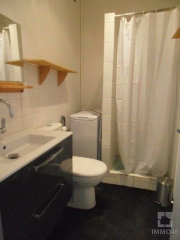 Location Appartement 1 pièce 43m² CAHORS 46000 - Photo 5