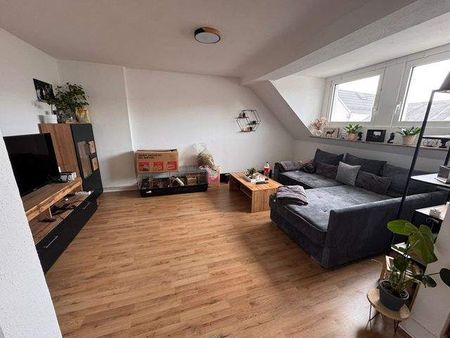 Individuelle Dachgeschoss-Wohnung mit Gartennutzung in Lüdenscheid (Innenstadt) - Photo 5