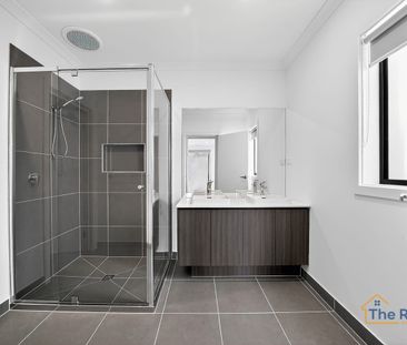 !! Brand New Home for rent In Strathtulloh !! - Photo 5