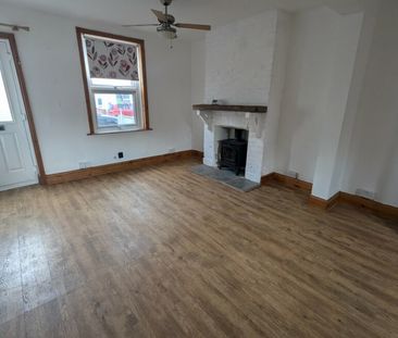 Delightful 2 bed house in Central Bournemouth - Photo 2