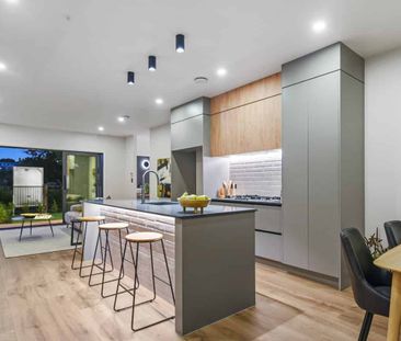 Executive townhouse - River location - Photo 1