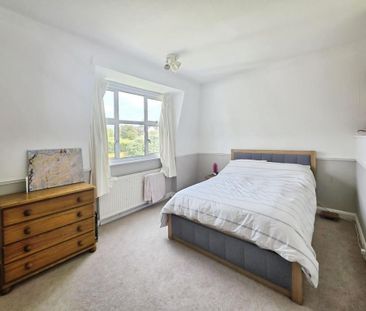 5 bedroom detached house to rent - Photo 6