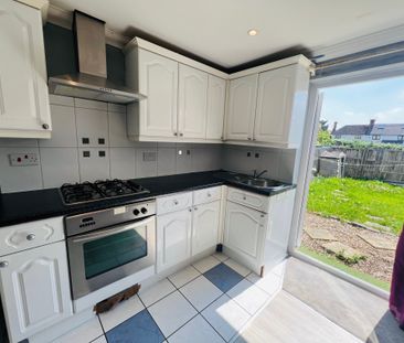 School Lane, Maidenhead - Photo 1