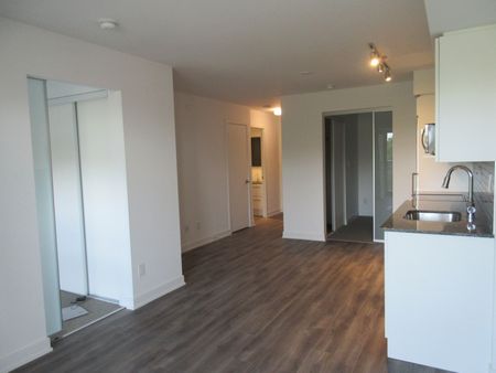 For Lease - 160 Flemington Road Unit# 411, Toronto, Ontario - Photo 2