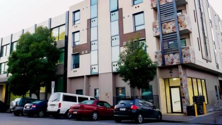 Studio Apartment Balcony - Double Bed - Photo 5