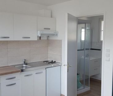 Loue Studio meublé LION SUR MER - Photo 3