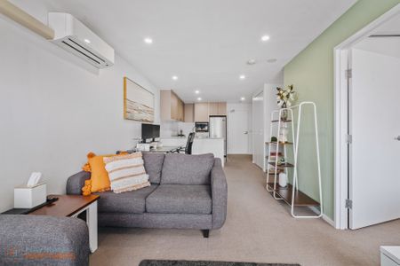 71/10 Ipima Street, Braddon ACT 2612 - Apartment For Rent | Domain - Photo 2