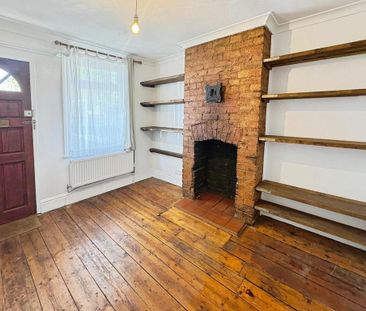 2 bedroom terraced house to rent - Photo 5