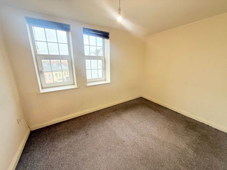 Sherborne Road, Yeovil, Somerset - Photo 2