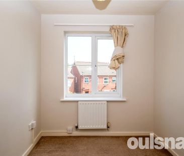 2 bedroom end of terrace house to rent - Photo 3