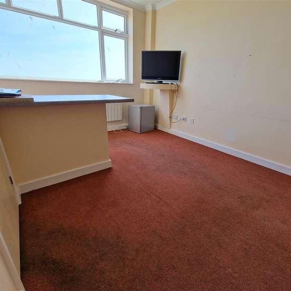 Southwell Park, Portland, DT5 - Photo 1