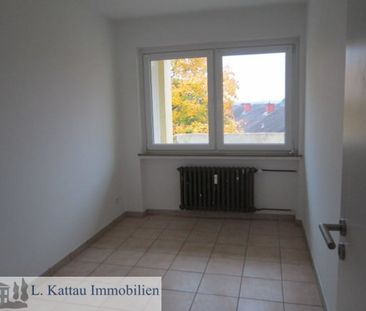 M 06 SCHWANEWEDE -gepflegte 3 Zimmerwohnung im 2. OG mit einem Balkon- - Photo 2