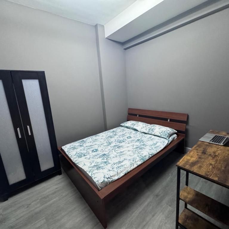1 bedroom in a flat share to rent - Photo 1
