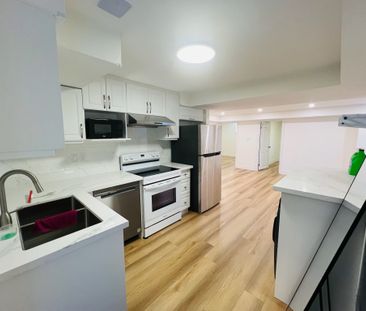 For Lease - 2807 Guilford Crescent Unit# Basement, Oakville, Ontario - Photo 6