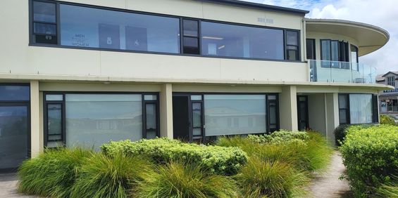 Central Location With Ocean Views - Photo 3