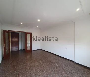 Alquiler de piso en Avenida de la Llibertat - Photo 2