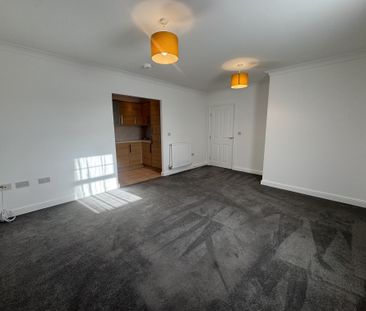 Pluto Way, Aylesbury - Photo 3