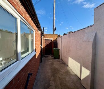 3 bedroom bungalow to rent - Photo 1