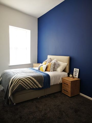✨Charming Rooms in Bury- - Photo 4