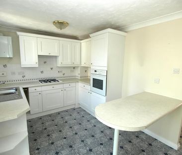 3 bedroom detached house to rent - Photo 5