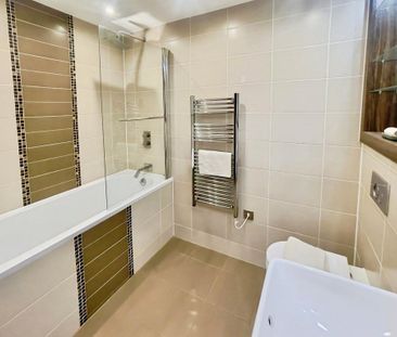 2 bedroom flat to rent - Photo 6