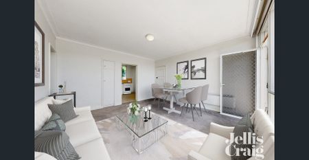 Low-Maintenance Living in the Heart of Surrey Hills - Photo 2