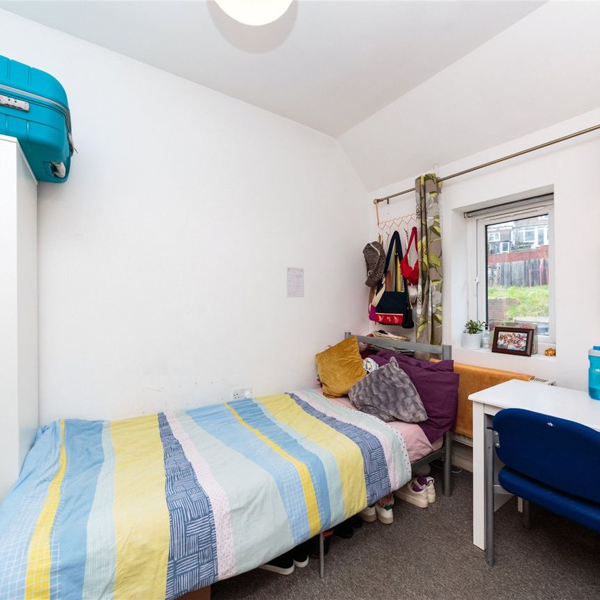 6 bedroom semi-detached house to rent - Photo 1