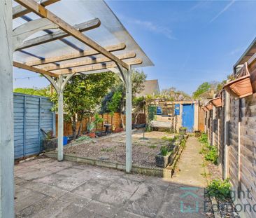 2 bed mid-terraced house to rent in Fox Street, Gillingham, ME7 - Photo 1