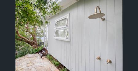 One bedroom Granny Flat with Breathtaking Views - Photo 3