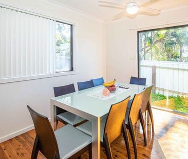 DELIGHTFUL 3-BEDROOM HOME - Photo 3