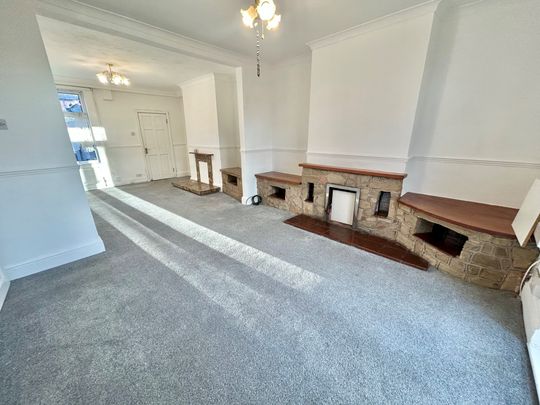 Brierley Cottages, Sutton-In-Ashfield - Photo 1