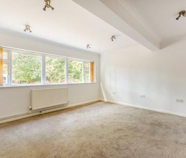 4 bedroom detached house to rent - Photo 4