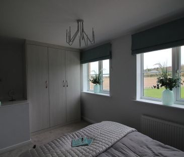 3 bedroom semi-detached house to rent - Photo 4